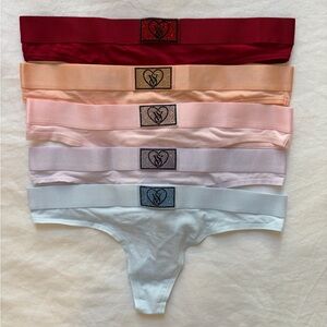 Victoria’s Secret Bundle